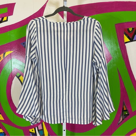 keren hart, Blue and white Striped Shirt, big ruffle sleeves. Size Medium. - Picture 7 of 7